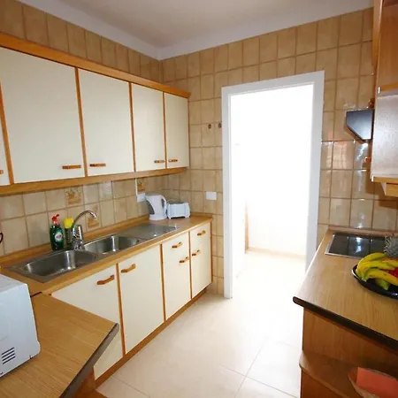 Apartment Fabulous Two Bedroom Near Vistas In Cristianos Arona (Tenerife)