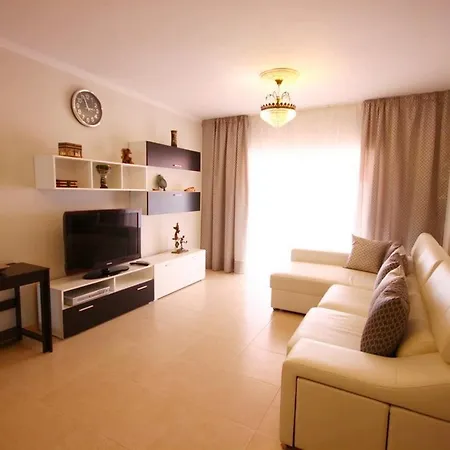 Fabulous Two Bedroom Near Vistas In Cristianos * Arona (Tenerife)