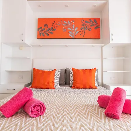 Fabulous Two Bedroom Near Vistas In Cristianos Appartement Arona (Tenerife)