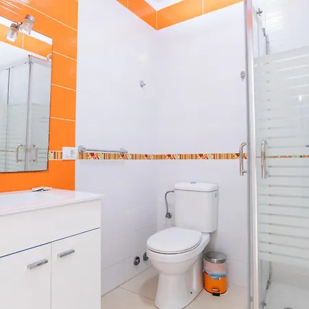 Fabulous Two Bedroom Near Vistas In Cristianos Arona (Tenerife)