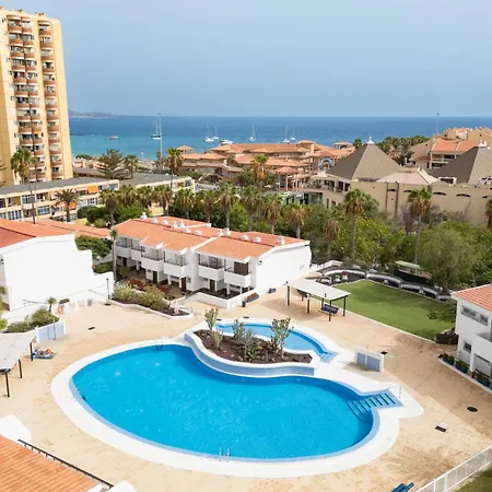 Fabulous Two Bedroom Near Vistas In Cristianos *