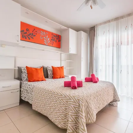 Apartment Fabulous Two Bedroom Near Vistas In Cristianos